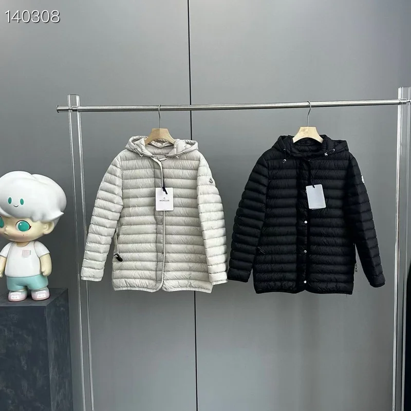 Moncler sz1-4 26yr87